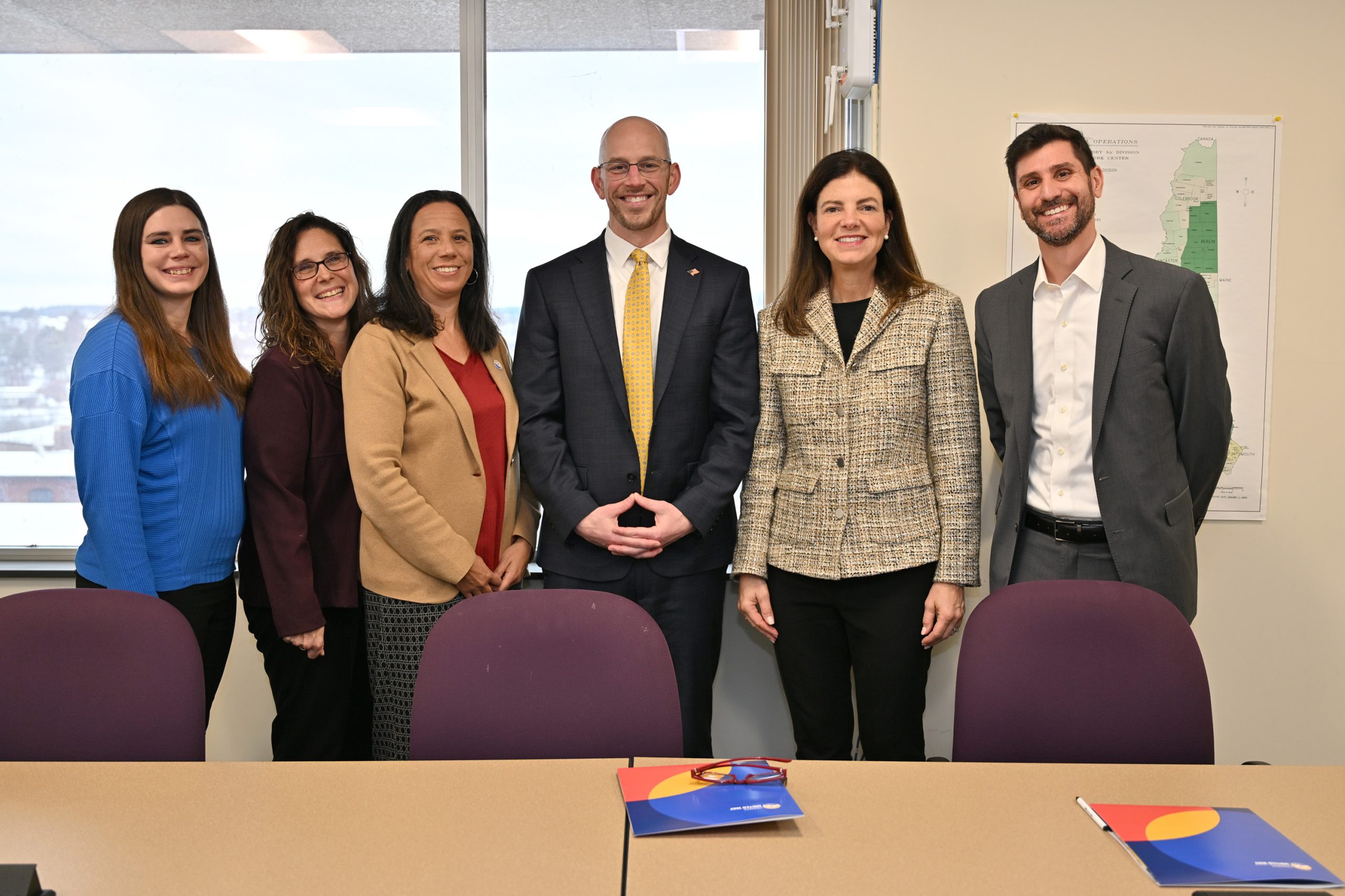 Governor Ayotte and Mayor Ruais Tour 211 NH